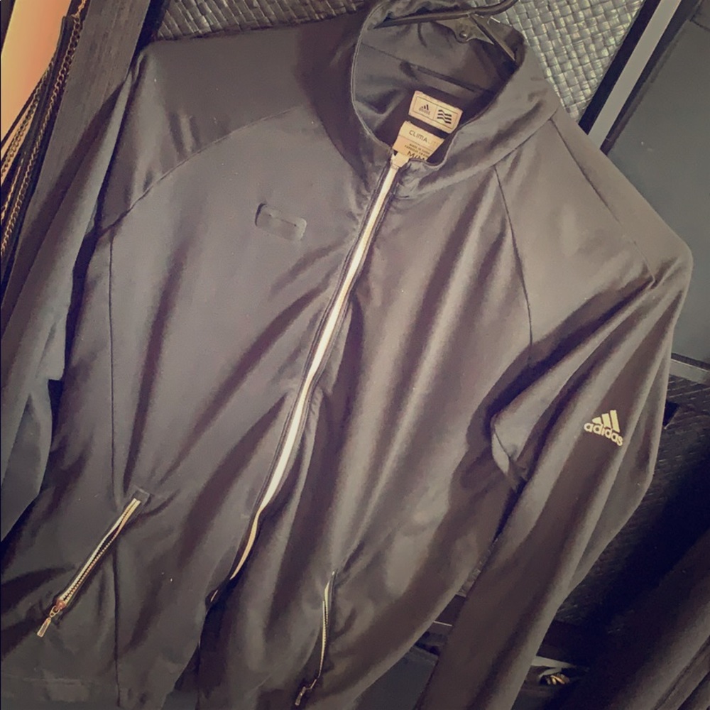 A drifit adidas sports sweater